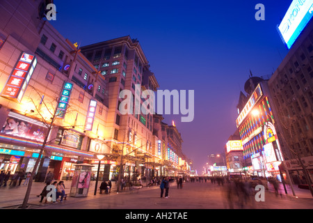 Shopping di Wangfujing Street Beijing Cina Foto Stock