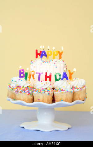 Buon compleanno torta e tortine Foto Stock