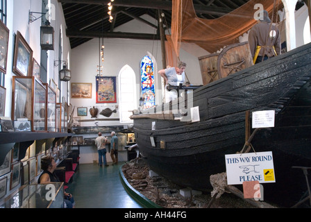 Interno del Museo Fishermens alloggiato in un convertito cappella a Stade Hastings Old Town East Sussex England Regno Unito Regno Unito Foto Stock