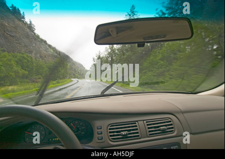 Tempo piovoso guida vicino a Haines Alaska USA Foto Stock