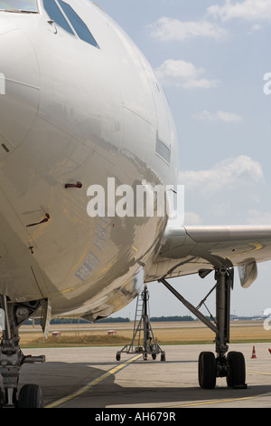 Aereo di linea in aeroporto Foto Stock
