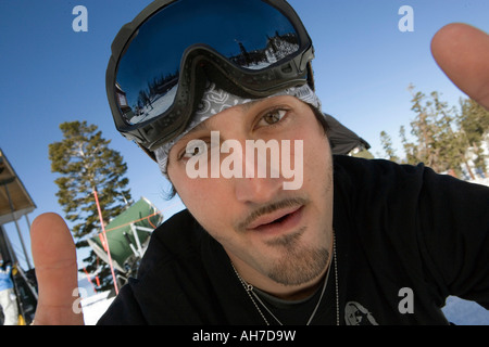 Ritratto di un giovane uomo Foto Stock