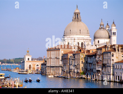 Venezia, Italia. vista lungo il canal grande fino a santa maria della salute. Foto Stock