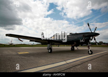 Shorts RAF Tucano T Mk 1 in esposizione statica all'aeroporto di Shoreham, West Sussex Foto Stock