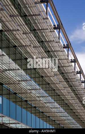 Dettagli architettonici - Edificio 1000 - I Royals Business Park - Royal Albert Dock LONDRA Foto Stock