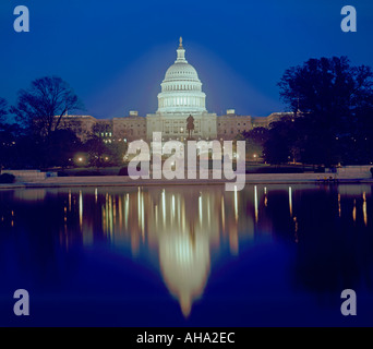 United States Capitol Building di notte Foto Stock