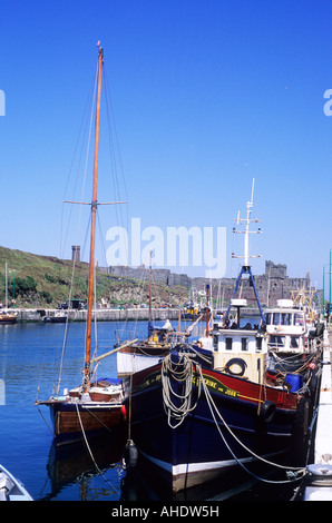 Sbucciare Porto e Castello Isola di Man Regno Unito Foto Stock