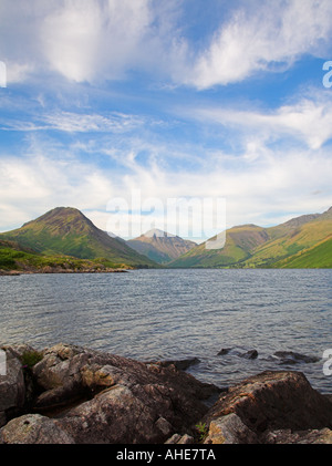 E Wastwater Wasdale testa nel Lake District inglese Foto Stock