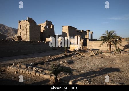 Tempio cmoplex di Medinet Habu, Tempio mortuario di Ramesse III Foto Stock