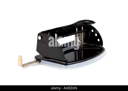 Ufficio nero perforatore su sfondo bianco Foto Stock