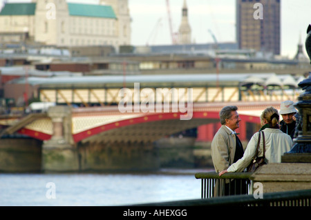 Il leggendario attore di Hollywood Dustin Hoffman girando un film 'Last Chance Harvey' di Londra Foto Stock