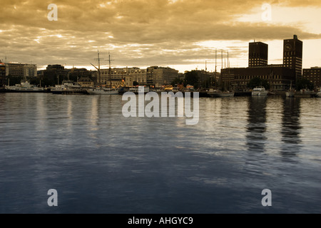 Aker Brygge area nel centro cittadino di Oslo, Norvegia Foto Stock