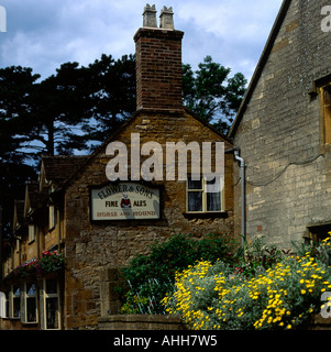 Horse and Hounds Public House a Broadway nel Costwolds in Worcestershire Inghilterra Foto Stock