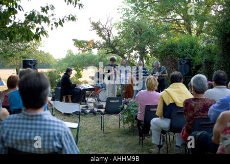 Serata concerto jazz presso la fattoria Provenza Francia Foto Stock