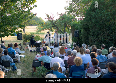 Serata concerto jazz presso la fattoria Provenza Francia Foto Stock