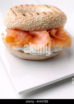 Bagel di salmone Foto Stock