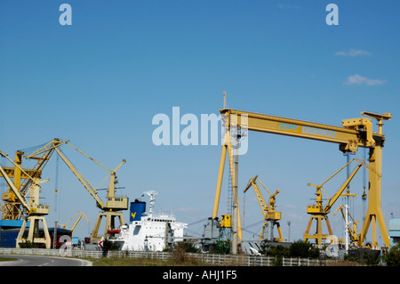 Daewoo dockyard in 12 Mai Foto Stock