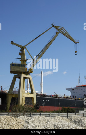 Daewoo dockyard in 12 Mai Foto Stock