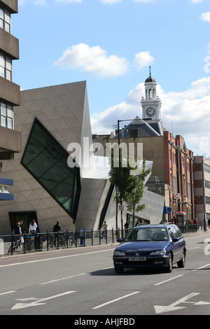 Post-Graduate Center edificio Orion London Metropolitan University Holloway Road Londra Inghilterra REGNO UNITO Foto Stock