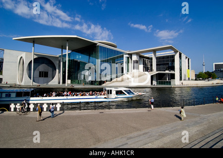 Il moderno quartiere governativo edifici Bundestages complessi ( Regierungsviertel ) Fiume Spree Berlino Germania Germania Foto Stock