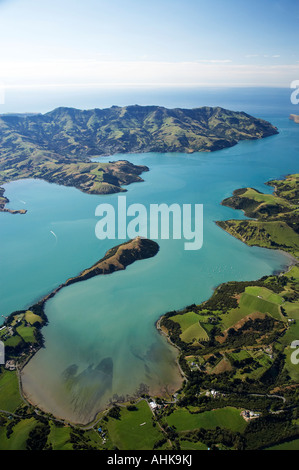 Porto di Akaroa Penisola di Banks Canterbury Isola del Sud della Nuova Zelanda antenna Foto Stock