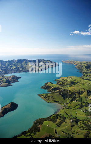 Porto di Akaroa Penisola di Banks Canterbury Isola del Sud della Nuova Zelanda antenna Foto Stock