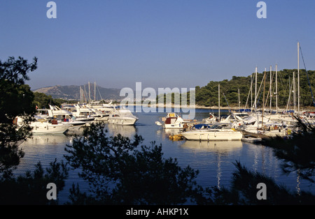 ACI marina Palmizana Kroatien Insel Sv Klement Croazia ACI marina Palmizana Marinas Croazia isola Sv Klement a sud-est di Hvar Foto Stock