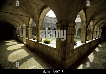 HRV Kroatien Krk Kloster Kosljun kleine Klosterinsel vor Punat Insel Croazia Monastero Kosljun piccola isola vicino Punat Isola Foto Stock