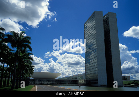Congresso nazionale progettato dall architetto Oscar Niemeyer, Brasilia, Brasile Foto Stock