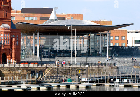 Nuovo edificio Senedd home per la National Assembly for Wales Cardiff Bay South Wales UK GB UE Foto Stock