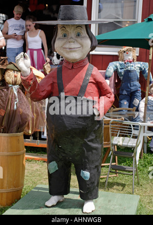Uomo Amish statua a Kutztown Folk Festival Foto Stock