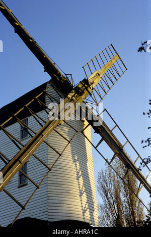 Ben conservato il mulino a vento in Essex, Inghilterra. Foto Stock