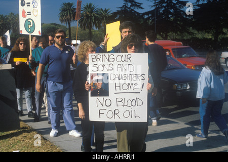 Gli americani per protestare la guerra in Medio Oriente di Los Angeles in California Foto Stock