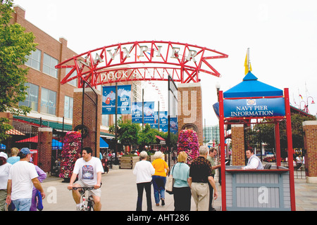 Chicago il Navy Pier ingresso. Chicago in Illinois IL USA Foto Stock