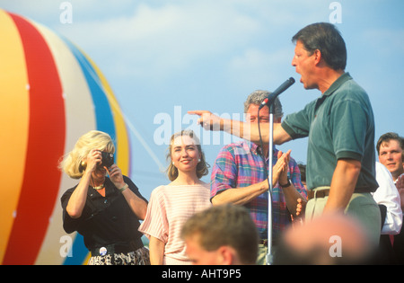 Il senatore Al Gore sulla Clinton Gore 1992 campagna Buscapade tour in Youngstown Ohio Foto Stock