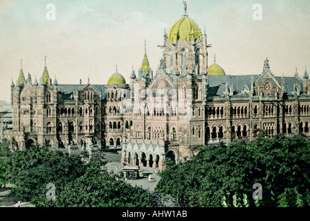 AAD 91673 vecchia litografia di illustrazione stampa di arte indiana di monumento Victoria Terminus stazione ferroviaria di Bombay Foto Stock