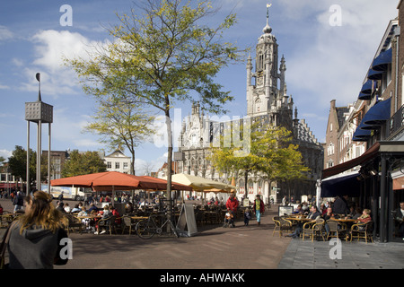 Paesaggio di Middelburg con il municipio gotico, Zelanda, Paesi Bassi Foto Stock