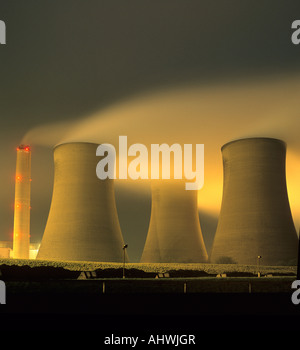 Didcot Coal Fired power station di notte,Inghilterra Foto Stock