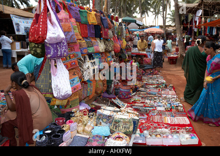 Spiaggia di Anjuna Market, Goa, India Foto Stock