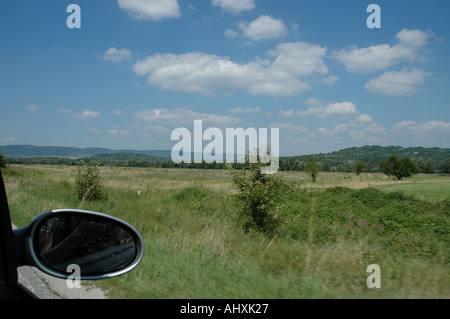 Paese bulgaro lato in estate Foto Stock