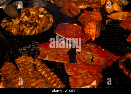 Bistecca di manzo, bistecca di manzo, costolette di maiale, cibo alla griglia, cucina messicana, ristorante messicano, alimenti e bevande, cibo messicano, zaachila, stato di Oaxaca, Messico Foto Stock