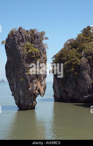 Isola di James Bond, vicino a Phuket, Tailandia Foto Stock