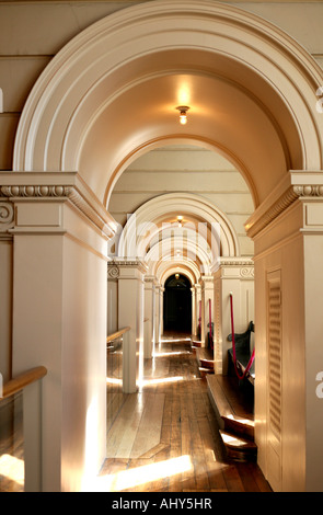 Dettaglio del restaurato recentemente interno di St George's Hall di Liverpool Foto Stock