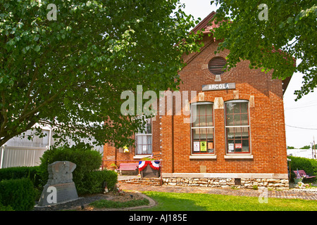 ILLINOIS Arcola marcatore per Johnny Gruelle creatore di Raggedy Ann e Raggedy Andy deposito dei treni museum Foto Stock