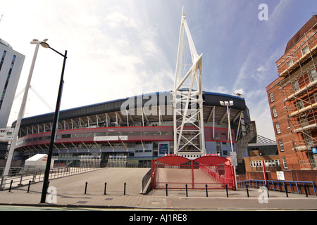 Il Millenium Stadium da Quay Street Cardiff Galles Gran Bretagna Foto Stock