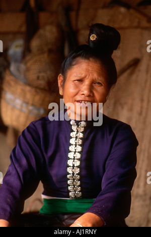 Ritratto di nero donna thai.figlio La Vietnam del Nord. Foto Stock