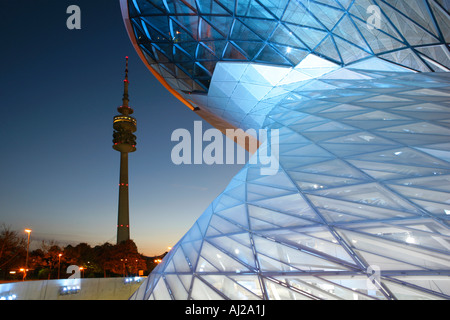 Nuovo mondo BMW a Monaco di Baviera Baviera Germania Foto Stock