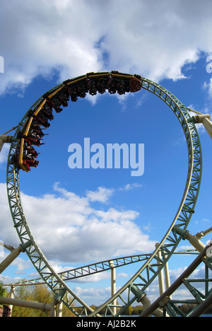 Il colosso Ride, Città perduta, Thorpe Park Theme Park, Chertsey, Surrey, Regno Unito Inghilterra Foto Stock