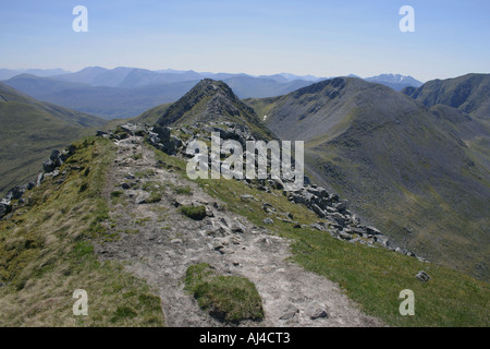 Il Devil's Ridge sull'anello di Steall, Scozia Foto Stock