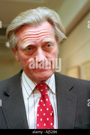 Signore Michael Heseltine tory peer ritratto Gen 2003 Foto Stock